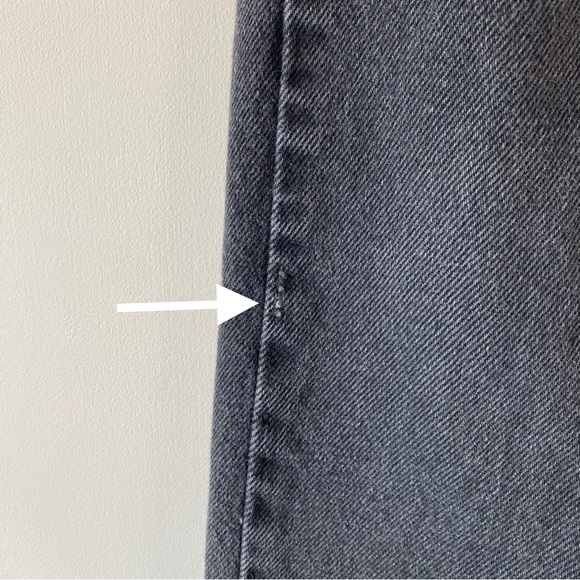 Levi's 550 Black Relaxed Fit Raw Hem Jeans Size 27 - Picture 14 of 16